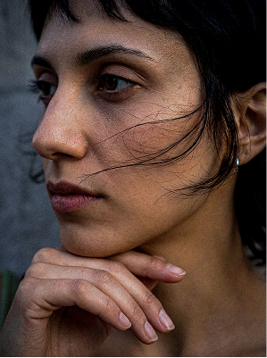 Editorial portrait, hand to chin